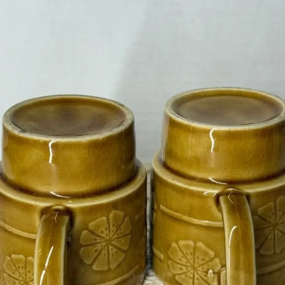 Unbranded vintage ceramic
